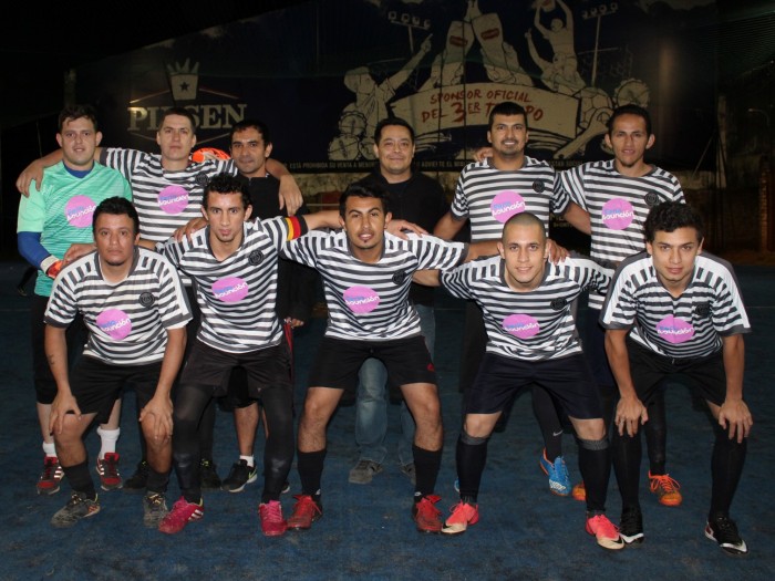 Goleada, penales y contundencia en segunda jornada de preoctavos