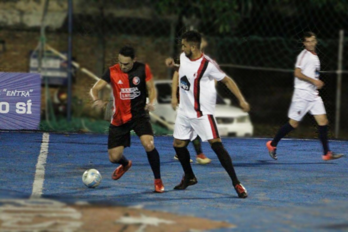 Blue Desing América amplía el liderato