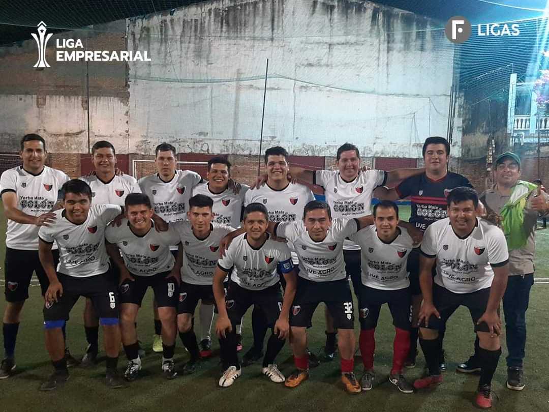 A un paso de la definición