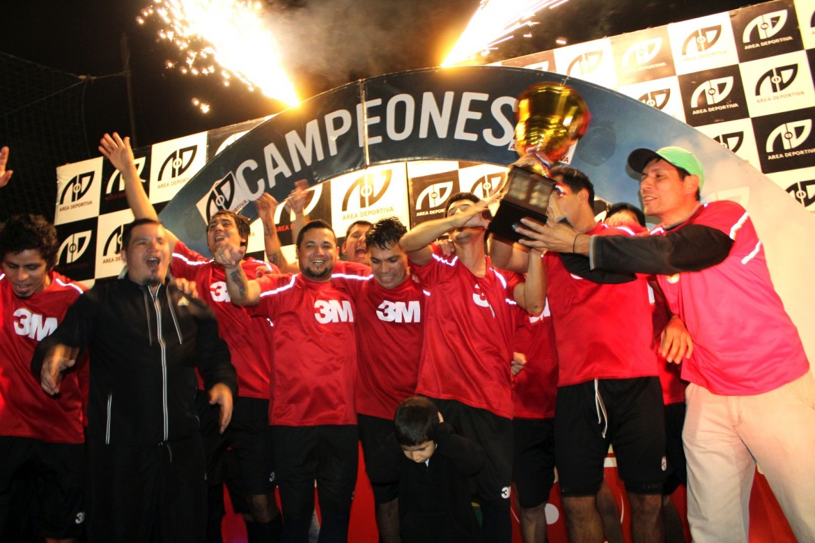 Bolsiplast es bicampeón!